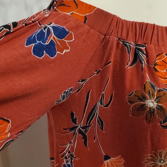 Off shoulder Flower Red Blouse Top M - Picture 3 of 6